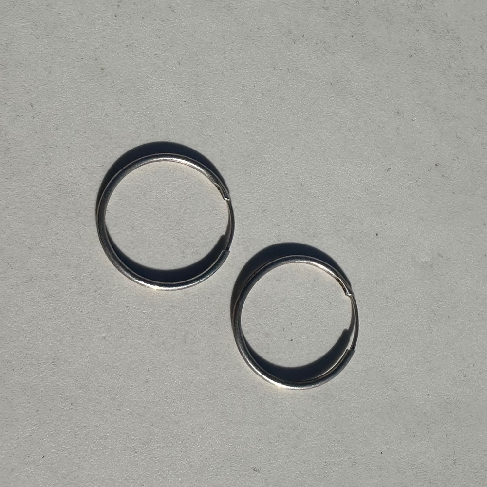 Small Sterling Silver Hoop Earrings‎ Everyday Simple Minimalist Jewelry
